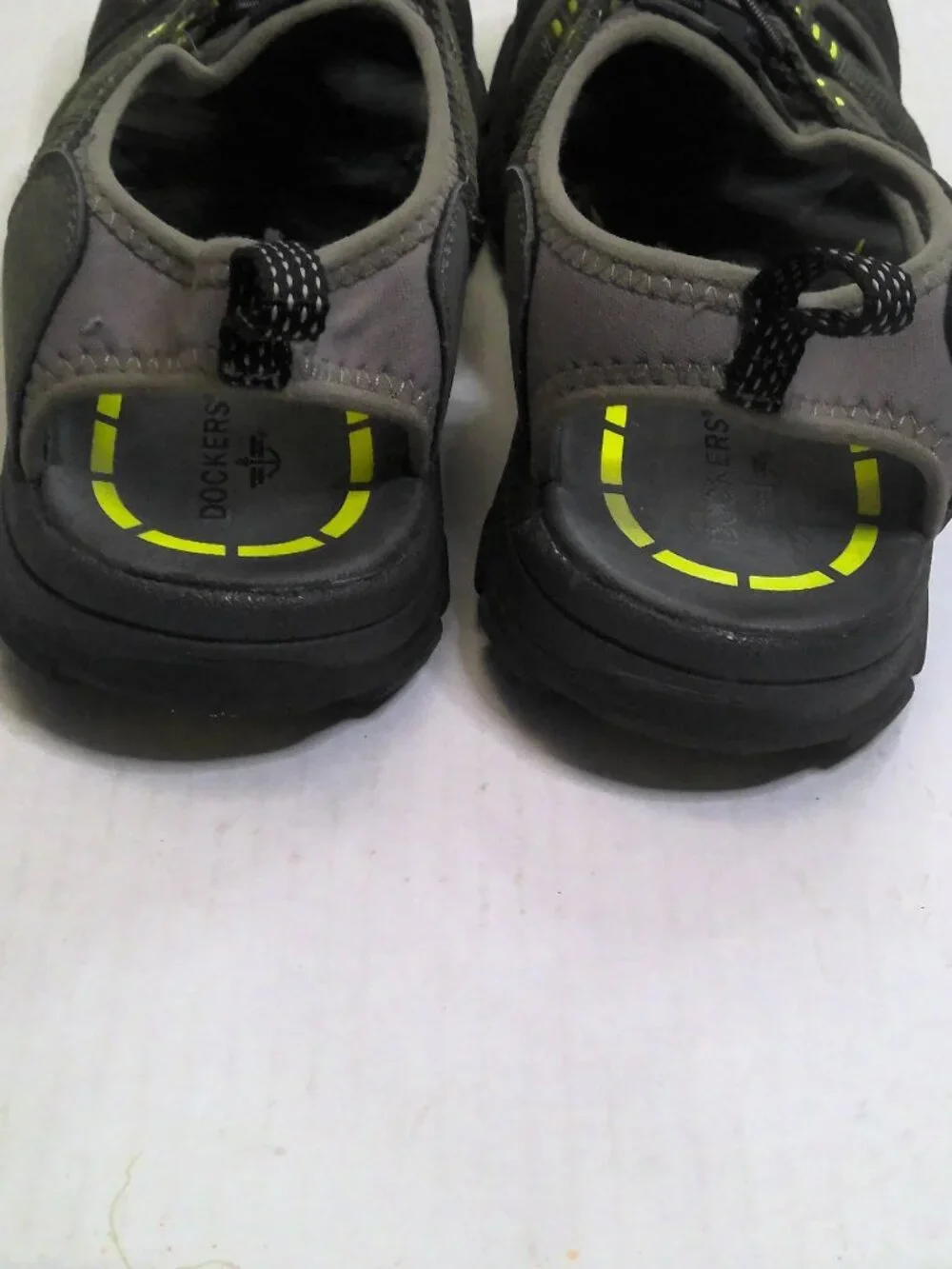 Mens Dockers Fisherman Sandals Grey Yellow Sport Outdoor, Sporty Y2K Size 7 M